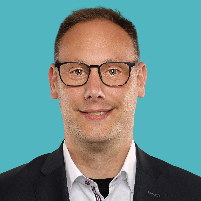  Dennis Olthoff